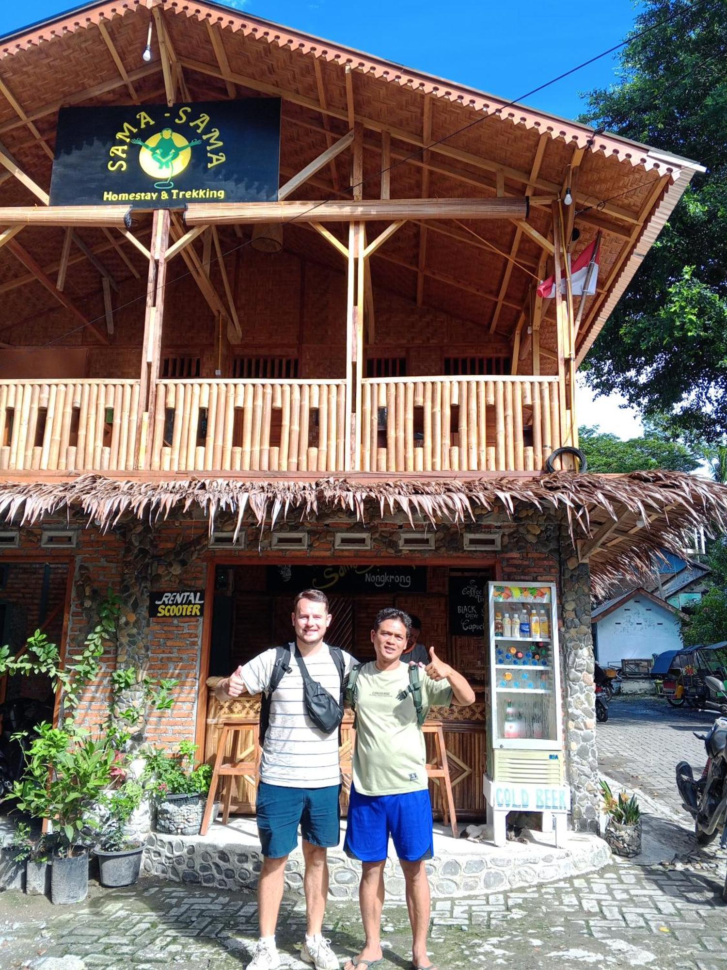 Sama Sama Homestay & Trekking Only Stay Here Book Trekking And Transport With Us Bukit Lawang Exterior foto